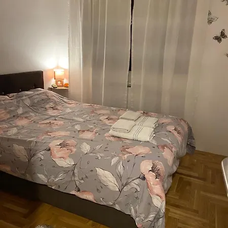 Manja Apartment